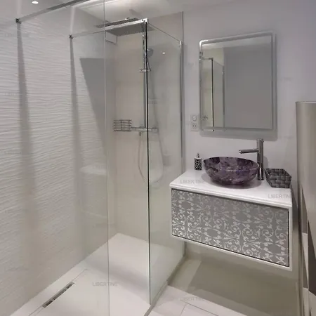 Libertine - Héliopolis L 82 - Luxe - 2 Personnes *